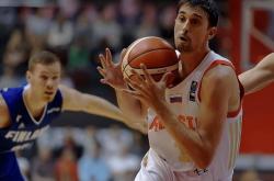 俄罗斯队在世界篮球联赛中表现出色