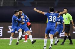 异军突起！新星球员表现出色赢得掌声的简单介绍