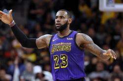 开云体育网页版登录入口-五位巨星接受伤病挑战为球队争胜的简单介绍