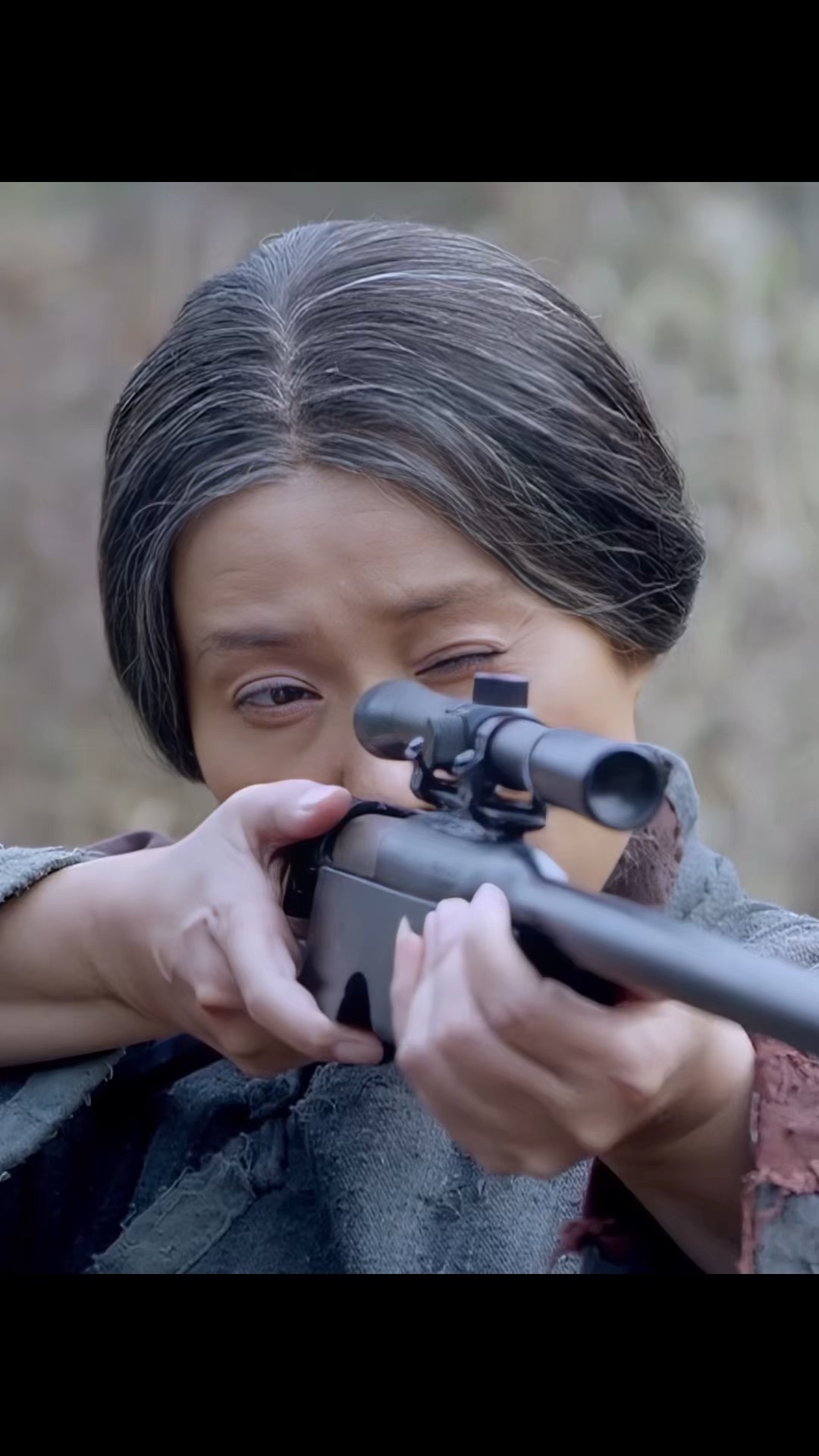 老妇人在最新比赛中展现出强大实力 老妇人在最新比赛中展现出强大实力